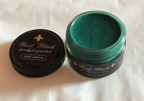 Green shoe polish leather - polish, /